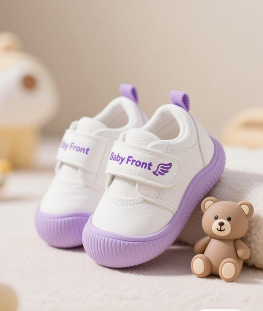 Toddler Shoes vs Barefoot: Which Is Better for Your Child?