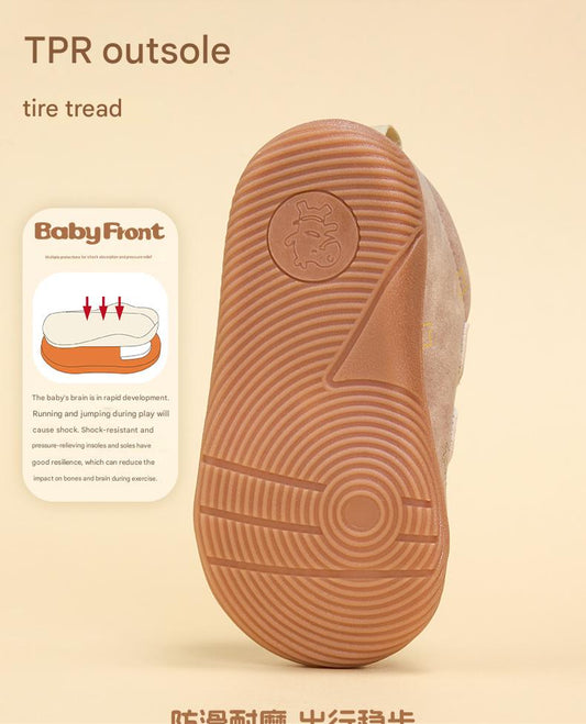 Why Lightweight Baby Shoes Are Better for Early Walkers